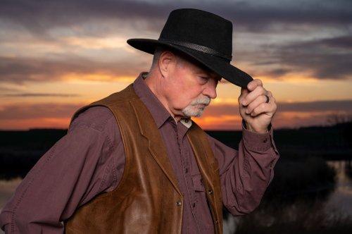 mobile - carousel-hero-element image-9