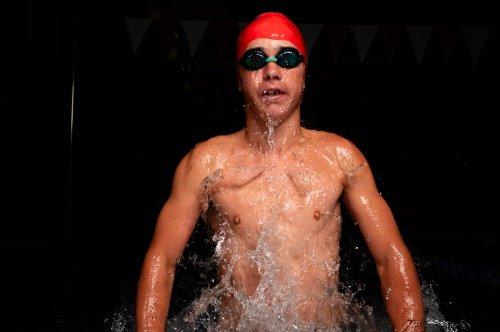 mobile - carousel-hero-element image-17