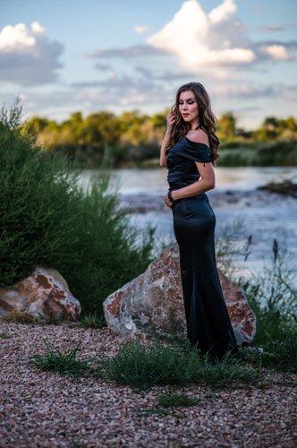 mobile - carousel-hero-element image-12