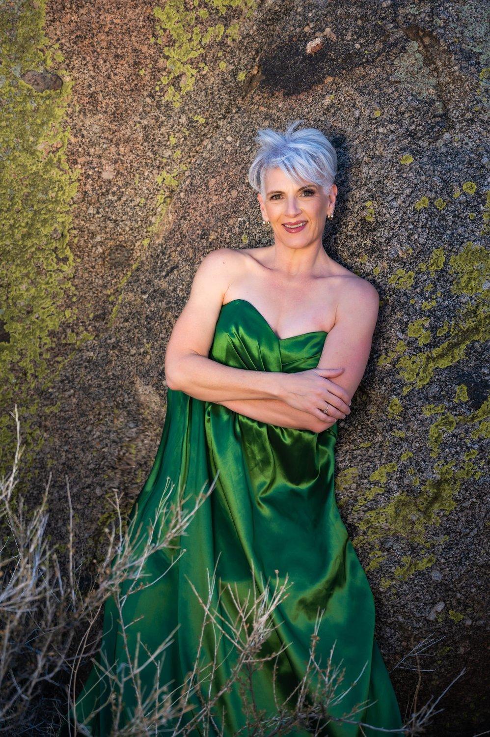 carousel-hero-element image-5